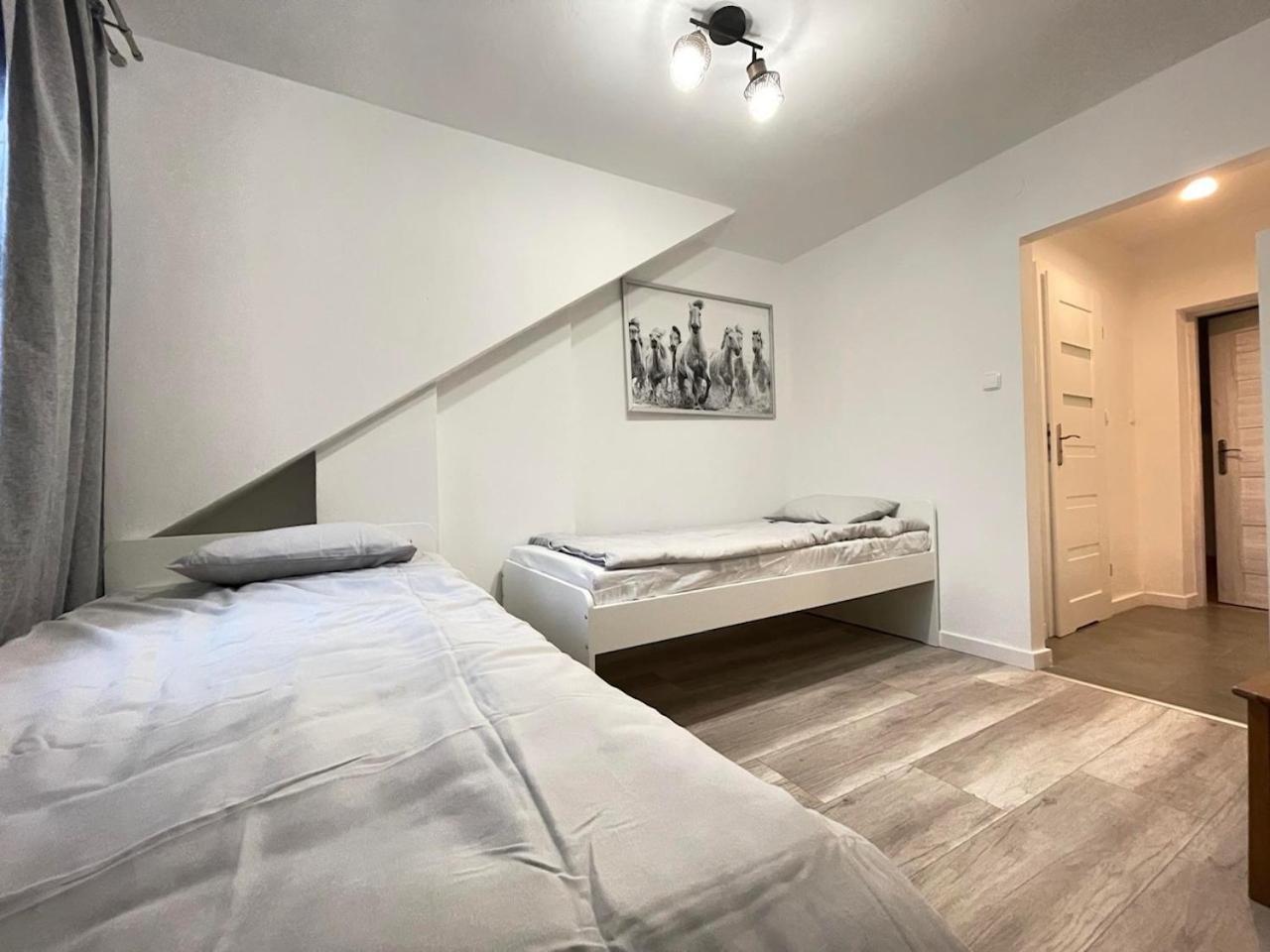 Ostoya Roztocze Hotell Szczebrzeszyn Exteriör bild