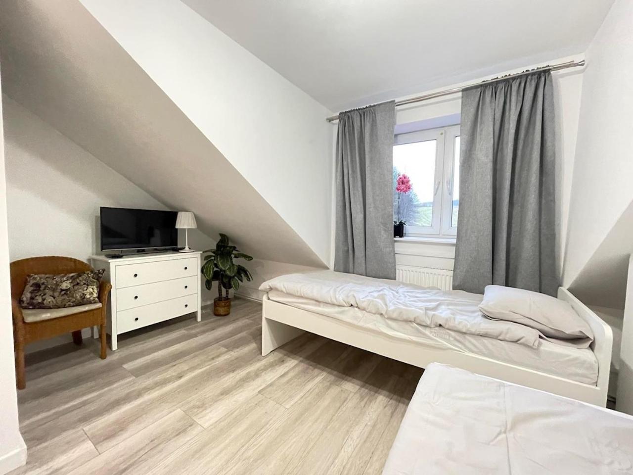 Ostoya Roztocze Hotell Szczebrzeszyn Exteriör bild